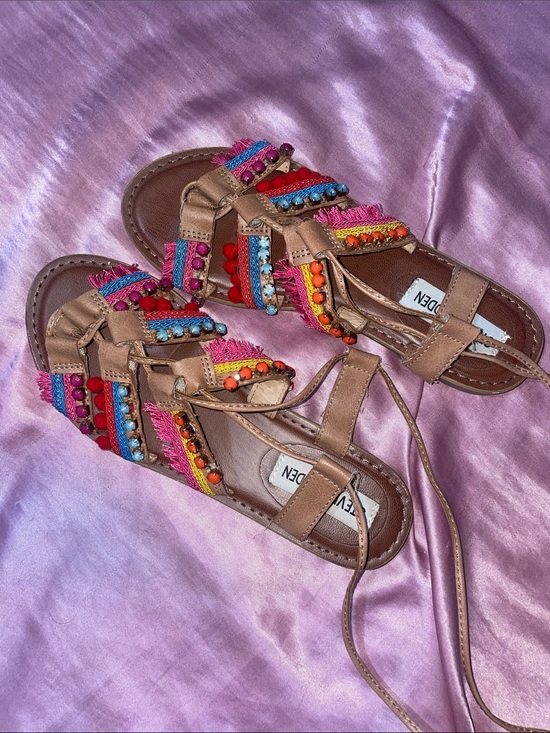 Steve Madden Shoes - Steve Madden Summer Sandals ✨